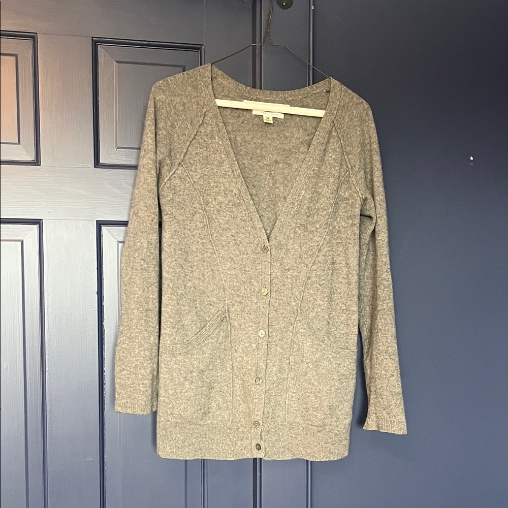 Gray 100% Cashmere Sweater, size XS